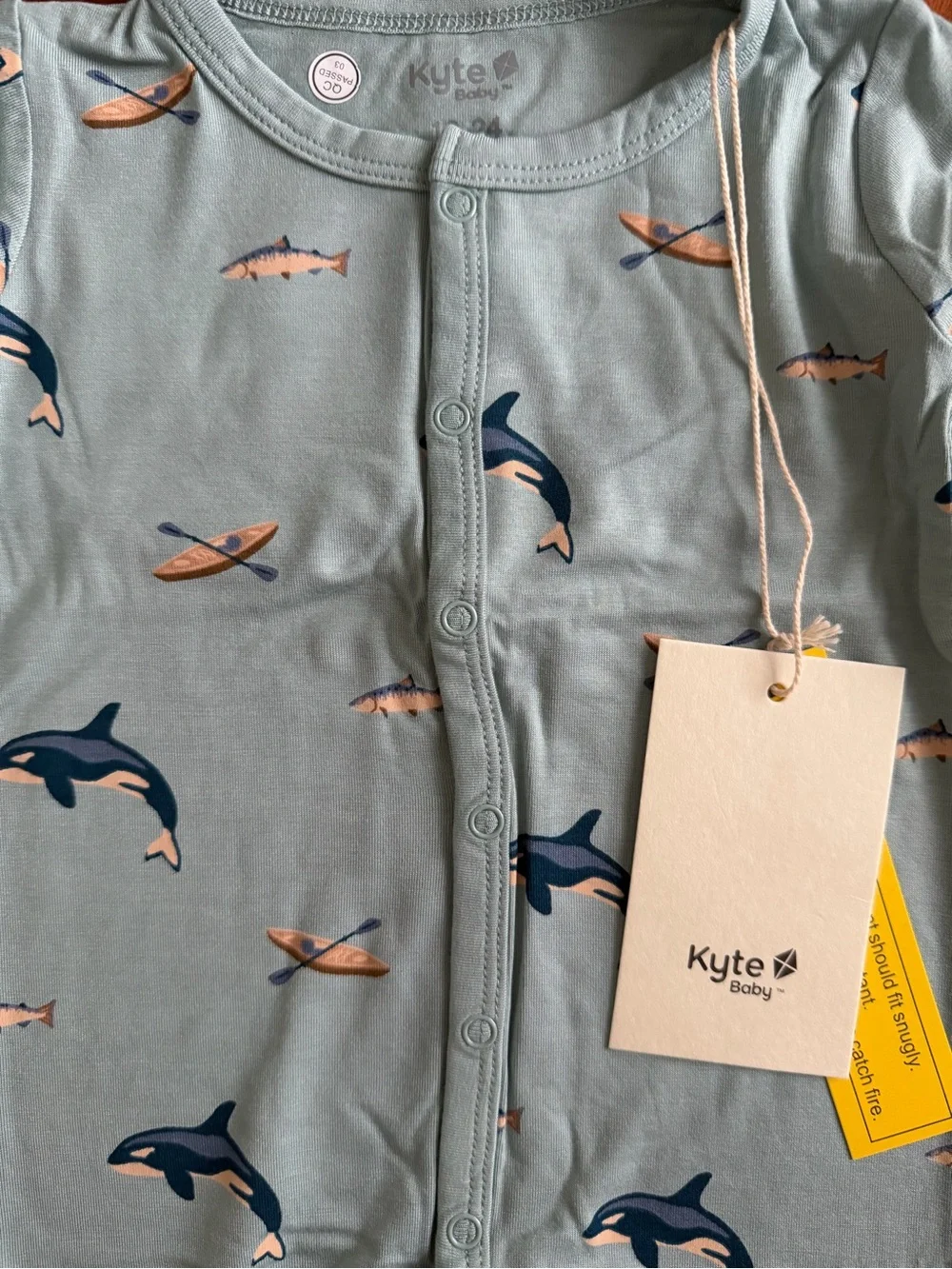 *NWT Kyte BABY Seafoam Orca & Fish Print One-Piece snap romper in COAST 18-24 mo